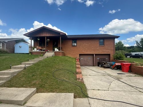 1018 Cardinal Dr, Corbin, KY, 40701-9441 | Card Image