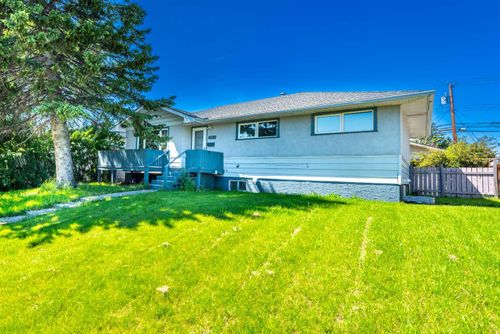 209 47 St Se, Calgary, AB, T2A1N9 | Card Image
