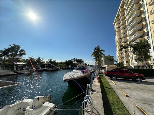 apt-505-2350 Ne 135th St, North Miami, FL, 33181-3531 | Card Image