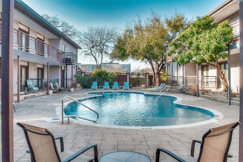124a-2722 Knight St, Dallas, TX, 75219-3704 | Card Image