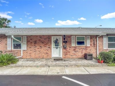 B - 29 Fairway Court, Condo with 2 bedrooms, 1 bathrooms and null parking in DELAND FL | Image 1