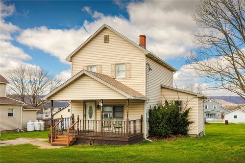 116 10th St, Lucernemines, PA, 15754-1009 | Card Image