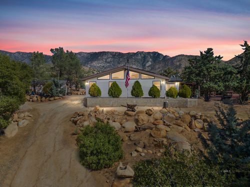 9780 Fay Ranch Rd, Weldon, CA, 93283-8038 | Card Image