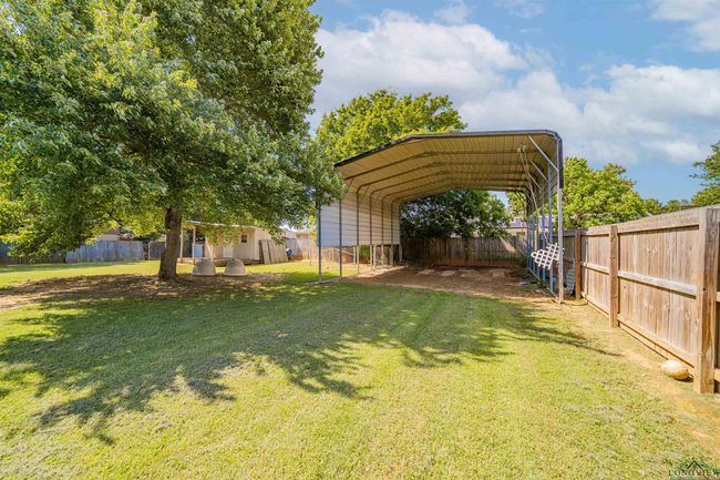 1505 Leach St, House other with 3 bedrooms, 2 bathrooms and null parking in Kilgore TX | Image 19