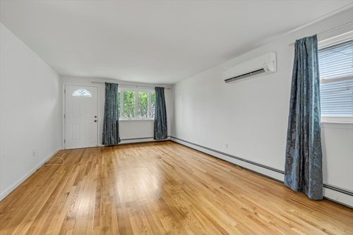 a-84 Hickory Rd, Port Washington, NY, 11050-1518 | Card Image