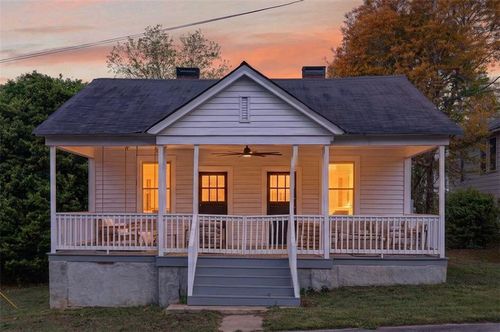 37 Poplar St, Porterdale, GA, 30014-3361 | Card Image