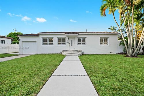 851 Swan Ave, Miami Springs, FL, 33166-4329 | Card Image