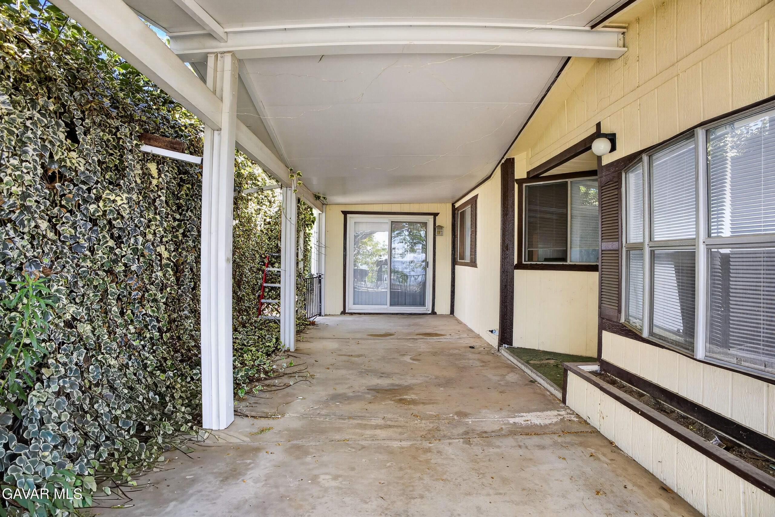 Residential in Canoga Park