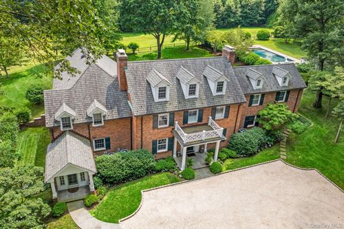 1788 Pinebourne Ln, Syosset, NY, 11791 | Card Image
