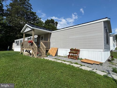 trlr-45-10655 Bailey Springs Ln, WAYNESBORO, PA, 17268-8893 | Card Image