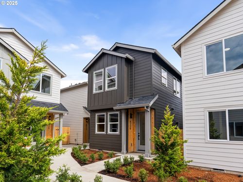 6729 Se Gladstone St, Portland, OR, 97206-3563 | Card Image