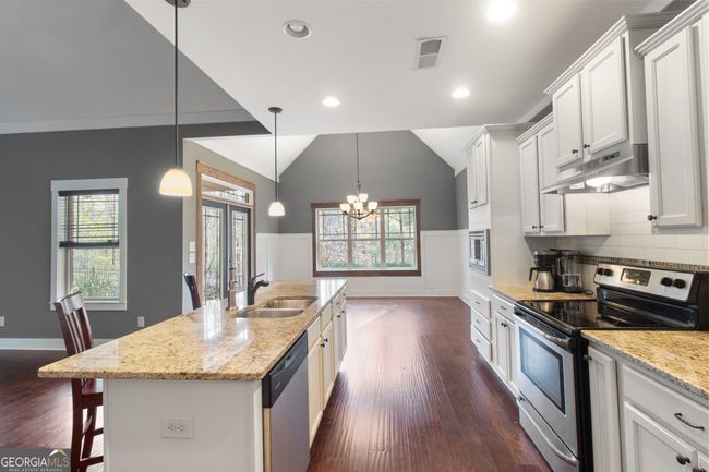 900 Eskew Rd, House other with 5 bedrooms, 4 bathrooms and 2 parking in MCDONOUGH GA | Image 9