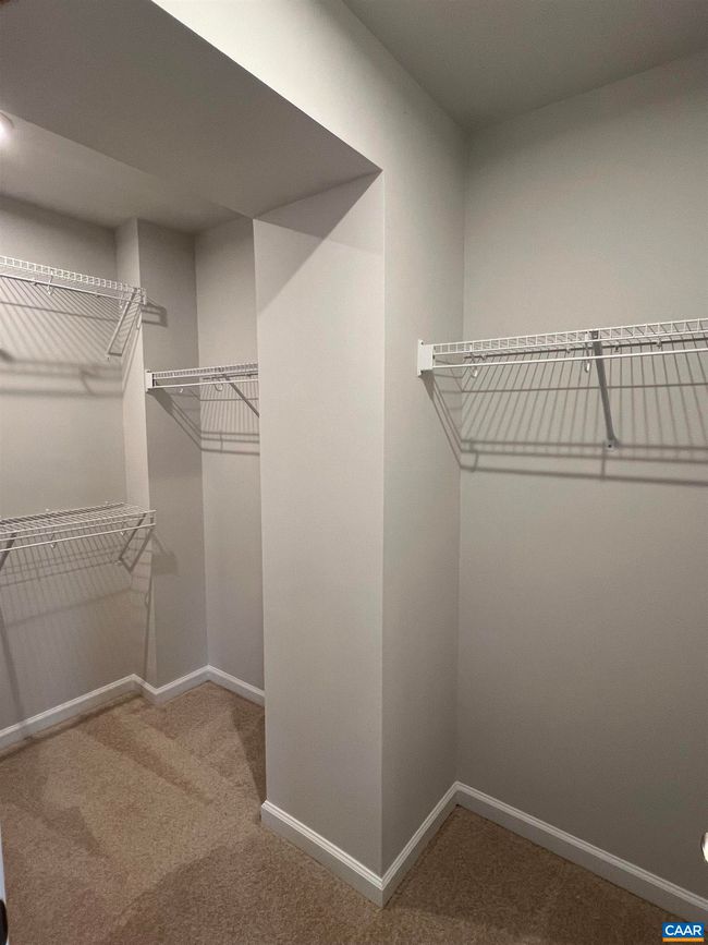 6033 Mccomb St, House attached with 4 bedrooms, 4 bathrooms and null parking in CROZET VA | Image 17