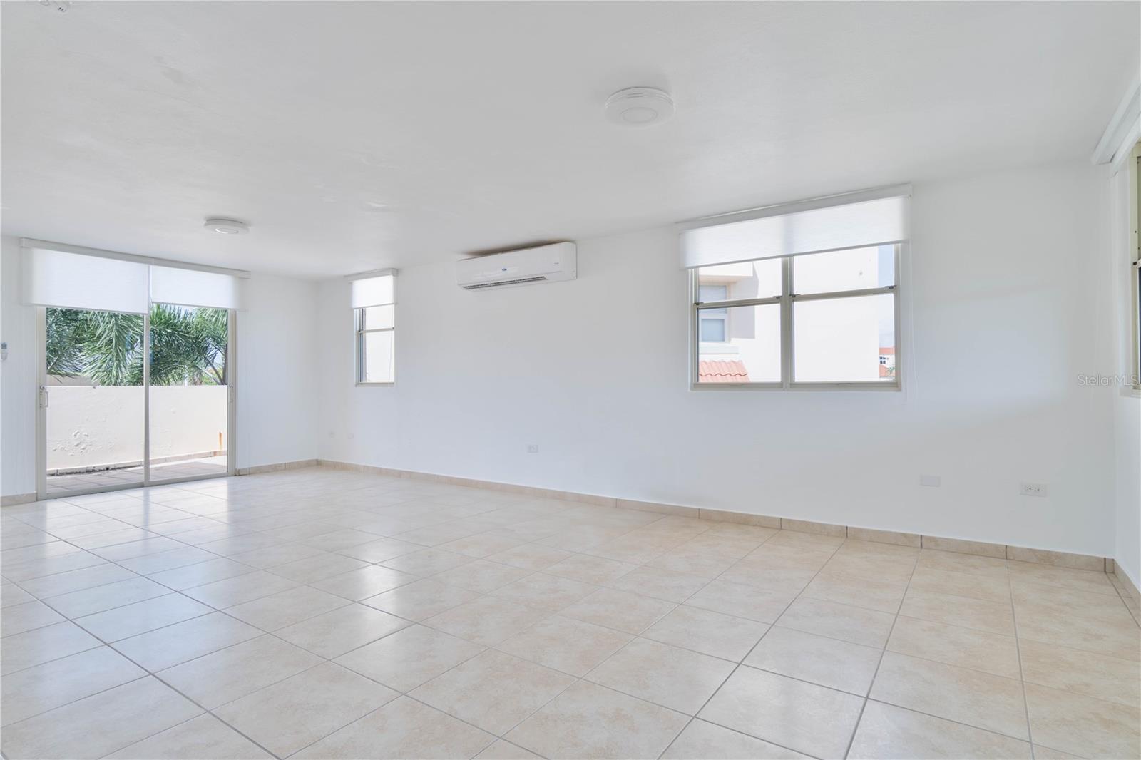Residential en venta en HUMACAO, 285 PALMAS INN WAY, 2700 m²
