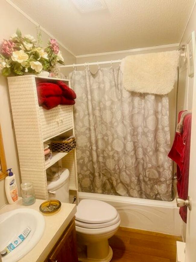 92 Spring Meadow Cir, House other with 4 bedrooms, 2 bathrooms and null parking in Campbellsville KY | Image 13
