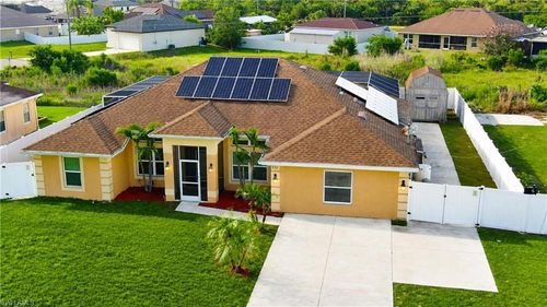 432 Willowbrook Dr, Lehigh Acres, FL, 33972 | Card Image