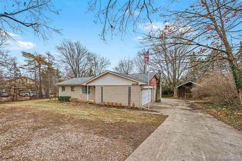 45145 W 9 Mile Rd, Novi, MI, 48375 | Card Image