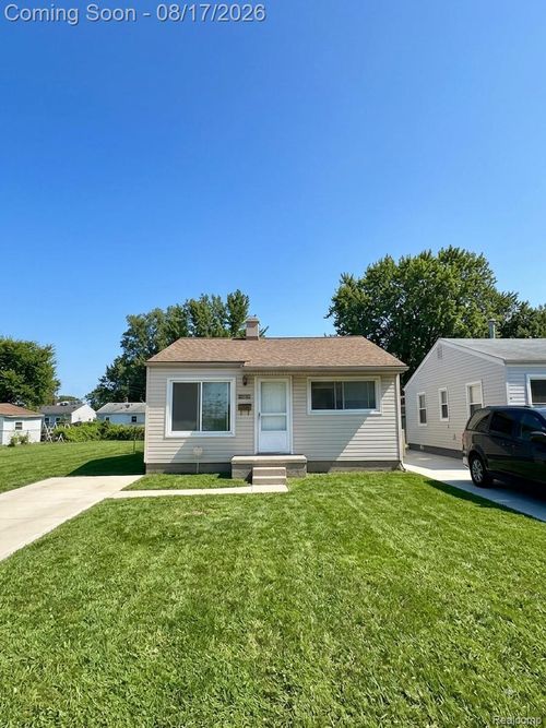 11244 Sherman Ave, Warren, MI, 48089-3013 | Card Image