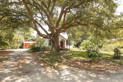 407 Dowling Ave, Walterboro, SC, 29488-3864 | Card Image