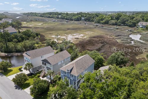 12 Hammock Oaks Cir, Hilton Head Island, SC, 29926-4424 | Card Image