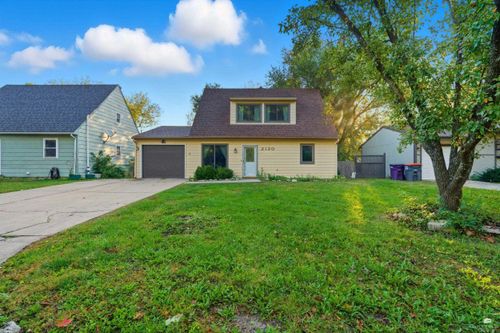 2120 Halls Lndg, Manhattan, KS, 66502-4866 | Card Image