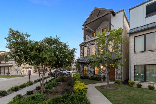 8120 Bromley Dr, Dallas, TX, 75231-3600 | Card Image