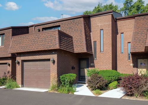 428 S Dee Road, Park Ridge, IL, 60068 | Card Image