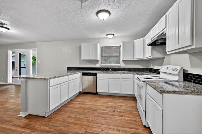 1306 Blanton Pl, House other with 3 bedrooms, 2 bathrooms and null parking in Sherman TX | Image 9