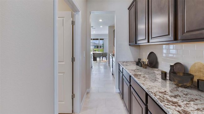 9849 Rowing Dale Bnd, House other with 4 bedrooms, 3 bathrooms and null parking in WESLEY CHAPEL FL | Image 5