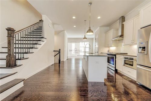 16 Lochurst Ln, Roswell, GA, 30076-2412 | Card Image