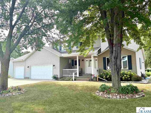 1310 Lloyd Ln, Saint Peter, MN, 56082-1189 | Card Image