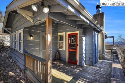 675 Old Johns River Rd, Blowing Rock, NC, 28605-9460 | Card Image