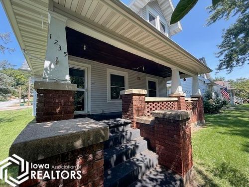 1235 Avenue C, Fort Madison, IA, 52627-2734 | Card Image