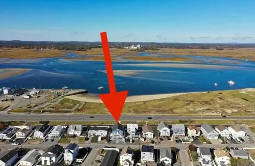 301 Portsmouth Avenue, Seabrook, NH, 03874 | Card Image