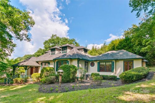 419 Country Club Dr, Waynesville, NC, 28786-4727 | Card Image