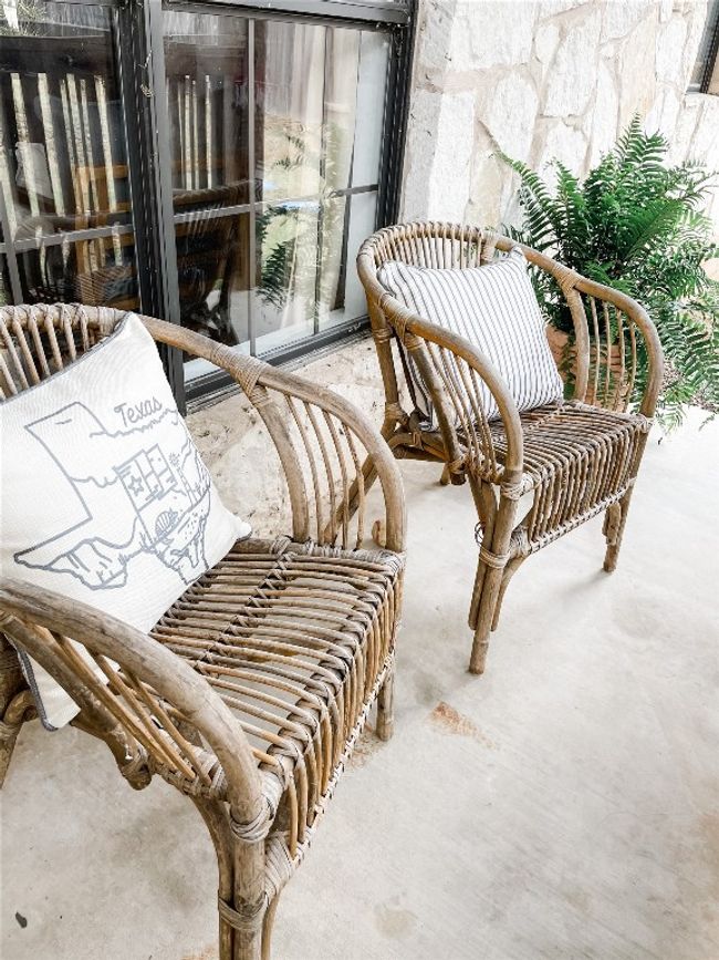 Front Porch | Image 17
