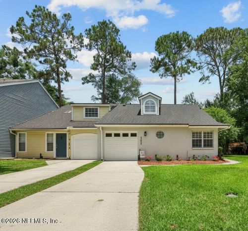 8203 Dunbarton Ct, JACKSONVILLE, FL, 32244-5544 | Card Image