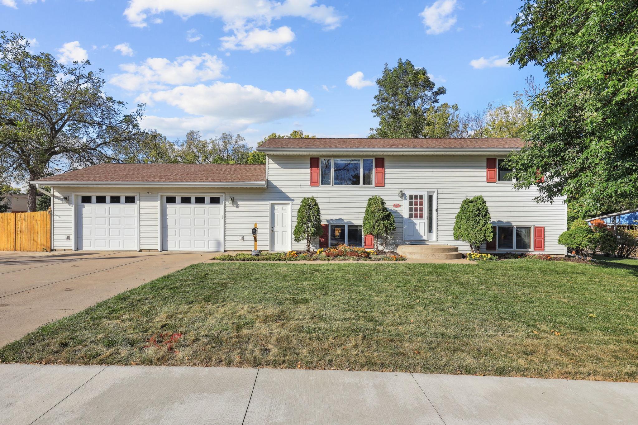 15th St, Hastings, MN 55033
