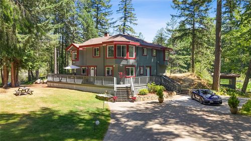 3380 Woodridge Pl, Highlands, BC, V9E1C8 | Card Image