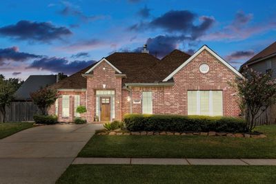 Welcome home to this spectacular 1-story Village Builders home! | Image 1