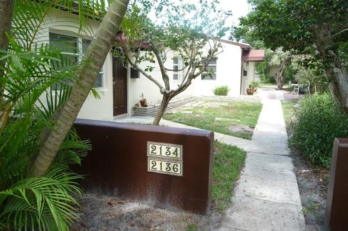2136 18th Ave, Vero Beach, FL, 32960-3448 | Card Image