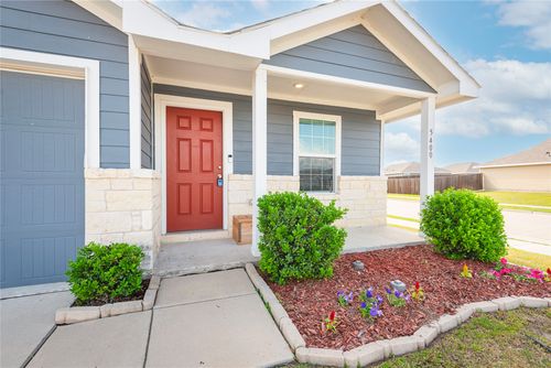5400 Finbrooke Dr, Princeton, TX, 75407-5658 | Card Image