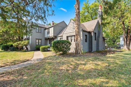 2118 Tauromee Ave, Kansas City, KS, 66102-4128 | Card Image