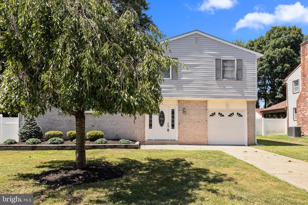 Clemens Ct, Bensalem, PA 19020