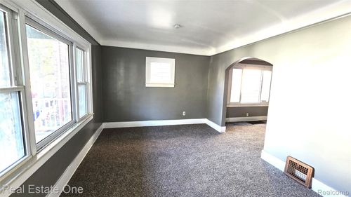 126 Le Roy St, River Rouge, MI, 48218-1635 | Card Image