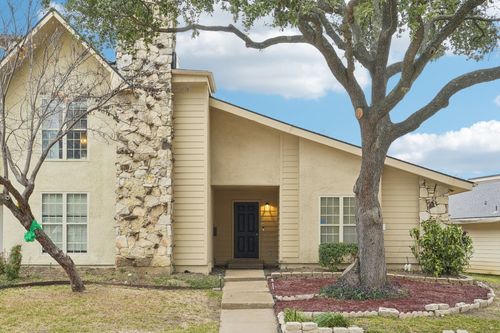 9437 Timberleaf Dr, Dallas, TX, 75243-6123 | Card Image