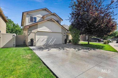 836 W Ashby Dr, Meridian, ID, 83646-5695 | Card Image