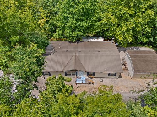 586 Spruce St, Burnside, KY, 42519-9150 | Card Image