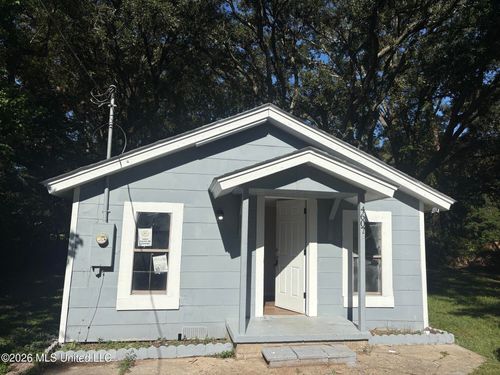 4607 Briggs St, Moss Point, MS, 39563-3203 | Card Image