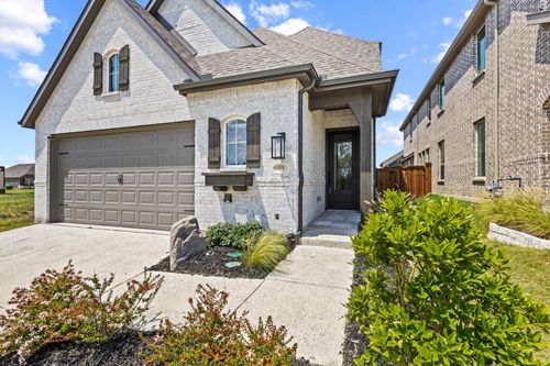 3920 Aqua Ln, Sherman, TX, 75090-5327 | Card Image